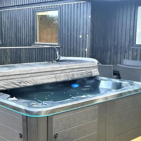 Dom wakacyjny Brunkil - 500m From The Sea In Western Jutland By Interhome