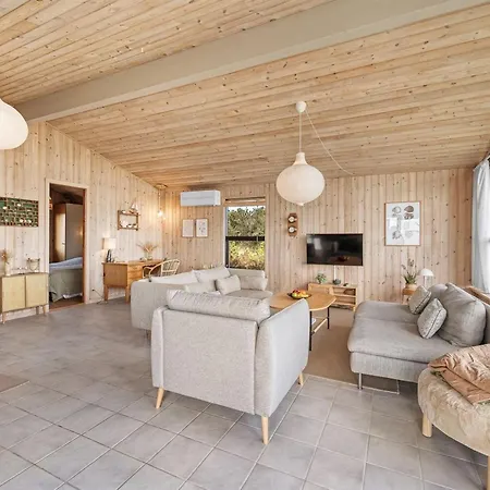 Brunkil - 500m From The Sea By Interhome 度假居 *