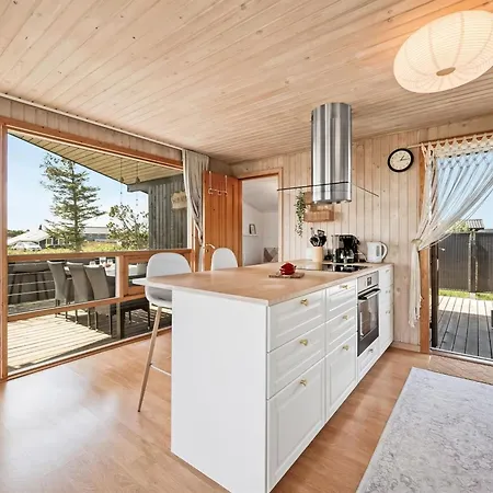 Brunkil - 500m From The Sea By Interhome Feriehus