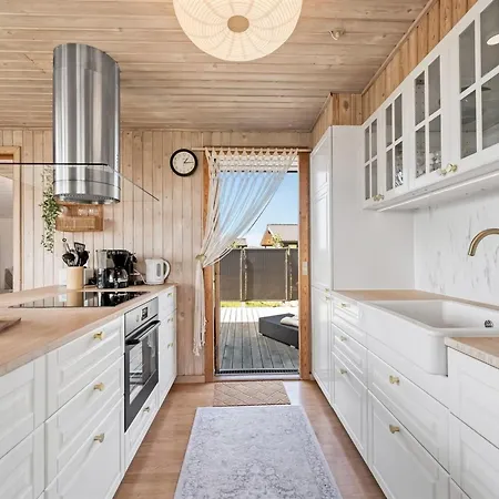 Brunkil - 500m From The Sea By Interhome 度假居