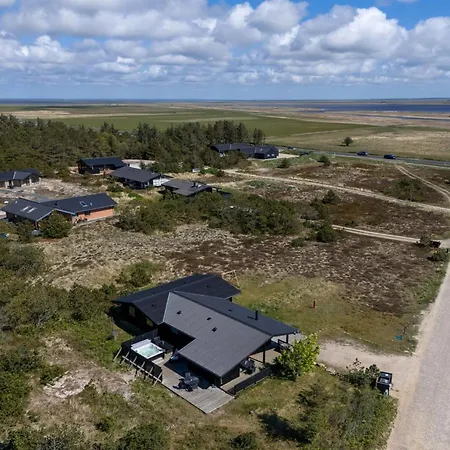 Brunkil - 500m From The Sea By Interhome *